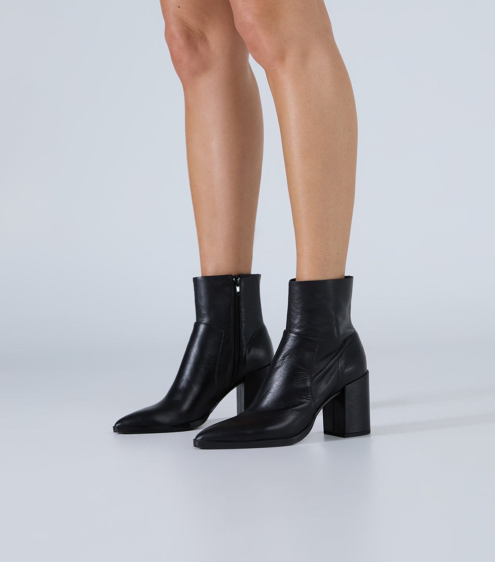 Tony Bianco Brazen Black Luxe - Black Luxe